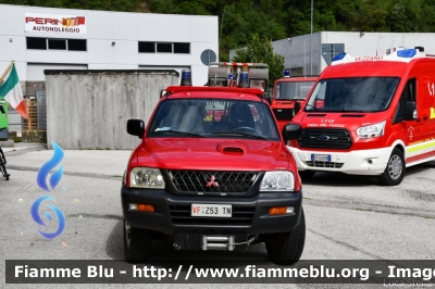 Mitsubishi L200 III serie
Vigili del Fuoco
Unione Distrettuale di Trento
Corpo Volontario di Vezzano (TN)
VF Z53 TN
Parole chiave: Mitsubishi L200_IIIserie VFZ53TN