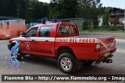 Mitsubishi L200 III serie
Vigili del Fuoco
Distretto di Trento
Corpo Volontario di Lavarone
VF Z60 TN
Parole chiave: Mitsubishi L200_IIIserie VFZ60TN