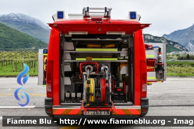 Iveco Daily III serie
Vigili del Fuoco
Unione Distrettuale Alto Garda e Ledro
Corpo Volontario di Arco (TN)
Allestimento Brandshutz
VF Z63 TN
Parole chiave: Iveco Daily_IIIserie VFZ63TN