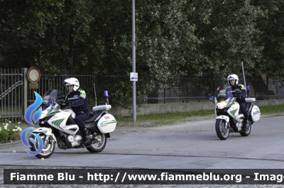 Honda Deauville III serie
Polizia Locale Brescia
POLIZIA LOCALE YA 02872
POLIZIA LOCALE YA 02875
In scorta alla Mille Miglia 2018
Parole chiave: Honda Deauville_IIIserie POLIZIALOCALEYA02872 POLIZIALOCALEYA02875 1000_Miglia_2018