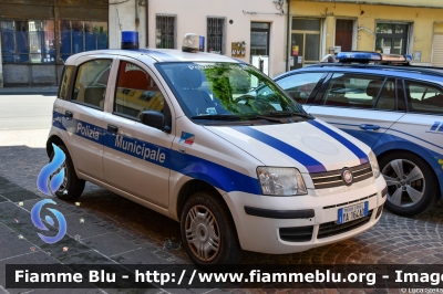 Fiat Nuova Panda I serie
Polizia Municipale
Corpo unico di Polizia Municipale Argenta-Portomaggiore-Ostellato (FE)
Distaccamento di Argenta
POLIZIA LOCALE YA 164 AB
Parole chiave: Fiat Nuova_Panda_Iserie  POLIZIALOCALEYA164AB Giro_D_Italia_2024