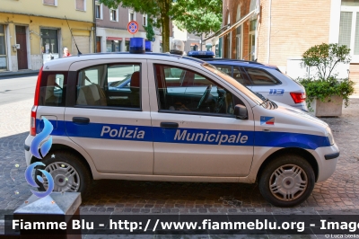 Fiat Nuova Panda I serie
Polizia Municipale
Corpo unico di Polizia Municipale Argenta-Portomaggiore-Ostellato (FE)
Distaccamento di Argenta
POLIZIA LOCALE YA 164 AB
Parole chiave: Fiat Nuova_Panda_Iserie  POLIZIALOCALEYA164AB Giro_D_Italia_2024