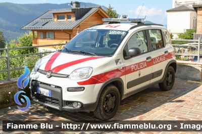 Fiat Nuova Panda 4x4 II serie
Polizia Locale 
Magnifica Comunità di Folgaria (TN)
POLIZIA LOCALE YA 271 AR
Parole chiave: Fiat Nuova_Panda_4x4_IIserie POLIZIALOCALEYA271AR