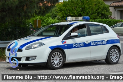 Fiat Nuova Bravo
Polizia Municipale
Corpo unico di Polizia Municipale Argenta-Portomaggiore-Ostellato (FE)
Distaccamento di Argenta
POLIZIA LOCALE YA 534 AE
Parole chiave: Fiat Nuova_Bravo POLIZIALOCALEYA534AE Giro_D_Italia_2024