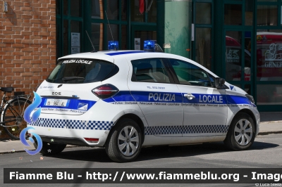 Renault Zoe
Polizia Municipale
Corpo unico di Polizia Municipale Argenta-Portomaggiore-Ostellato (FE)
Distaccamento di Argenta
POLIZIA LOCALE YA 984 AL
Parole chiave: Renault Zoe POLIZIALOCALEYA984AL Giro _D_Italia_2024