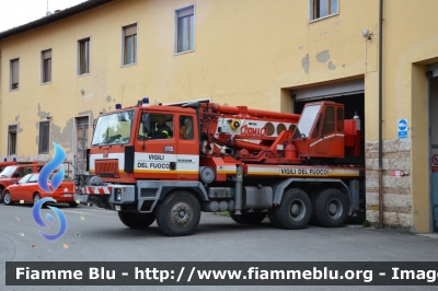 Astra BM305F
Vigili del Fuoco
Comando Provinciale di Siena
AutoGru da 30 ton allestimento Cormach
VF 17309
Parole chiave: Astra BM305F VF17309