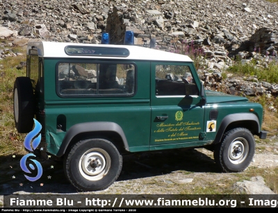 Land Rover Defender 90
Guardia Parco del Parco Nazionale del Gran Paradiso
Parole chiave: Land-Rover Defender_90