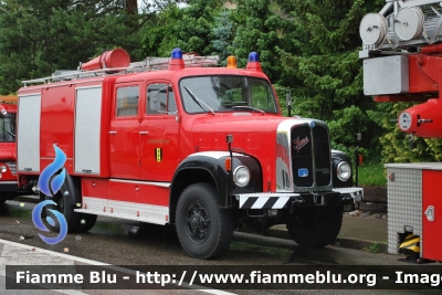 Saurer 2DM
Schweiz - Suisse - Svizra - Svizzera
Feuerwehr Wetzikon
APS
Anno 1970
Parole chiave: Saurer 2DM