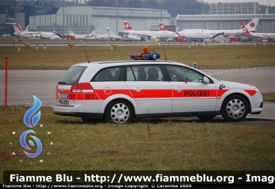 Opel Vectra Station Wagon III serie
Schweiz - Suisse - Svizra - Svizzera
Polizia Cantonale Zurigo (polizia aereoportuale)
Zurich Airport 
Parole chiave: Opel Vectra_Station_Wagon_IIIserie