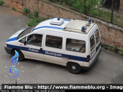 Fiat Scudo I Serie
Polizia Municipale Bologna
Parole chiave: Fiat Scudo_ISerie