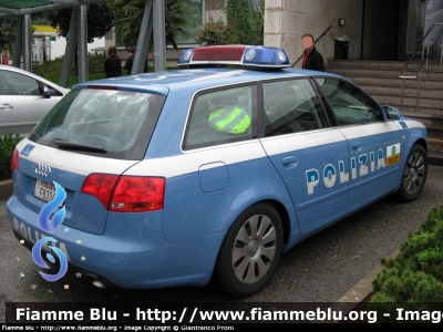 Audi A4 Avant IV serie
Polizia di Stato
Polizia Stradale in servizio sulla A22 "Modena-Brennero"
POLIZIA F8334
Parole chiave: Audi A4_Avant_IVserie POLIZIAF8334