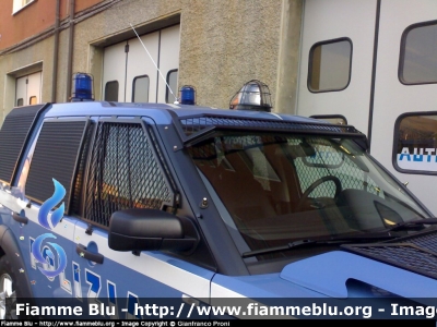 Land Rover Discovery 3
Polizia di Stato
Parole chiave: Land_Rover Discovery_3