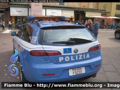 Alfa Romeo 159 Sportwagon
Polizia di Stato
157° Anniversario della Fondazione della Polizia di Stato, Bologna
Polizia Stradale
POLIZIA F9255
Parole chiave: Alfa-Romeo 159_Sportwagon PoliziaF9255 Festa_della_Polizia_2009