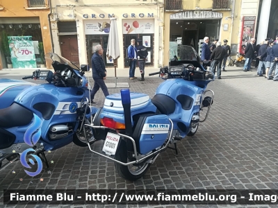 BMW R850RT II serie
Polizia di Stato
Polizia Stradale
POLIZIA G1000
POLIZIA G1001
Parole chiave: BMW R850RT_IISerie POLIZIAG1000 POLIZIAG1001