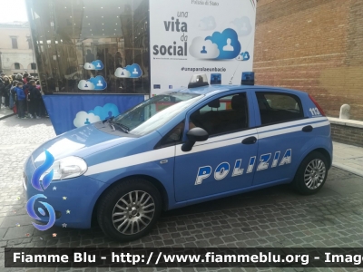 Fiat Grande Punto
Polizia di Stato
POLIZIA H4336
Parole chiave: Fiat Grande_Punto POLIZIAH4336