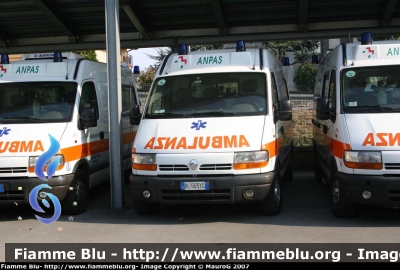 Renault Master II serie
Croce Blu Brescia
Blu 7, ambulanza di trasporto, allestimento PMC su Renault Master CDTI. Donata nel 2007 ad una missione in terra d'Africa
Parole chiave: Renault Master_IIserie ambulanza