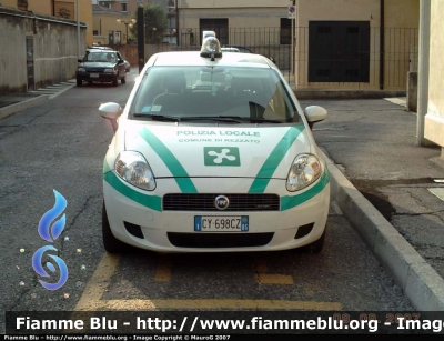 Fiat Grande Punto
Polizia Locale Rezzato (BS)
Allestimento "Project Service" su Fiat Grande Punto 1.9 Mjet
Parole chiave: Fiat_Grande_Punto Polizia_Locale