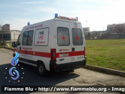 Fiat Ducato III serie
Croce Rossa Italiana
Comitato Locale di Chieri (TO)
CRI A535A
Parole chiave: Fiat Ducato_IIIserie Ambulanza CRIA535A