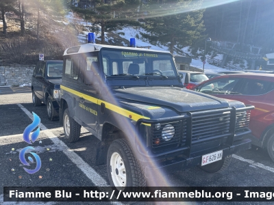 Land Rover Defender 90 
Guardia di Finanza
Soccorso Alpino
GdiF 626 AN
Parole chiave: Land Rover Defender