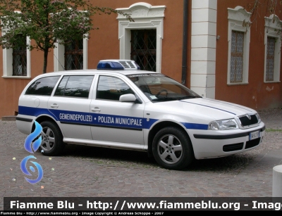 Skoda Octavia Wagon I Serie
Polizia Municipale - Gemeindepolizei
Silandro - Shlanders (BZ)

Parole chiave: Skoda Octavia_Wagon_Iserie