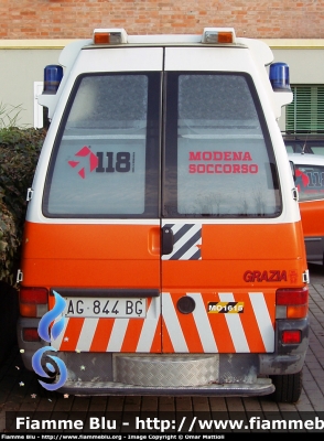 Volkswagen Transporter T4
118 Modena Soccorso
Azienda USL di Modena
Ambulanza "MO1615" Dismessa
Parole chiave: Volkswagen Transporter_T4_Ambulanza_118 Modena Soccorso