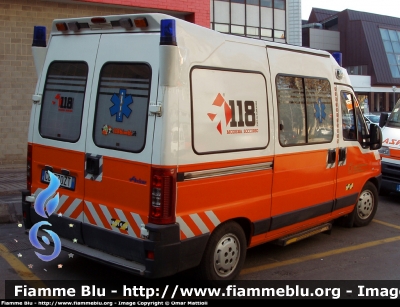 Fiat Ducato III Serie
118 Modena Soccorso
Azienda USL di Modena
Ambulanza "MO1619"
Parole chiave: Fiat Ducato_IIISerie_Ambulanza_118 Modena Soccorso