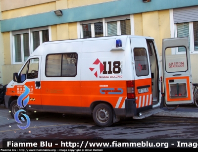 Fiat Ducato II Serie
118 Modena Soccorso
Azienda USL di Modena
Ambulanza "MO1903" Dismessa
Parole chiave: Fiat Ducato_IISerie_Ambulanza_118 Modena Soccorso