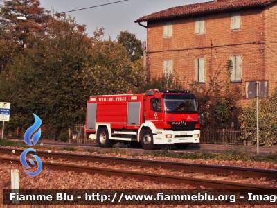 Mercedes-Benz Atego 1828 I serie
Vigili del Fuoco
Comando Provinciale di Modena
AutoBottePompa allestimento Bai
VF 22753
Parole chiave: Mercedes-Benz Atego_1828_Iserie VF22753