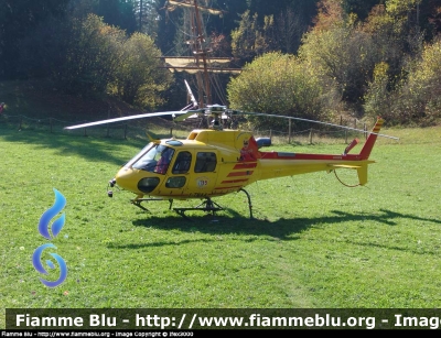 Eurocopter AS 350 B3 Ecureuil
Vigili del Fuoco
Corpo Permante di Trento
Nucleo Elicotteri
I-TNAA
Parole chiave: Eurocopter AS_350_B3_Ecureuil I-TNAA Elicottero