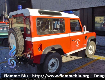 Land Rover Defender 90
Vigili del Fuoco
Distretto di Pergine Valsugana
Corpo Volontario di Levico Terme (TN)
VF J37 TN
Parole chiave: Land-Rover Defender_90 VFJ37TN