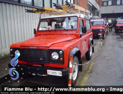 Land Rover Defender 90
Vigili del Fuoco
Distretto di Pergine Valsugana
Corpo Volontario di Palù Fersina (TN)
VF H55 TN
Parole chiave: Land-Rover Defender_90 VFH55TN