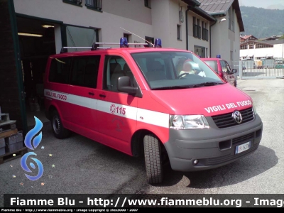 Volkswagen Transporter T5
Vigili del Fuoco
Distretto di Primiero
Corpo Volontario di Canale San Bovo (TN)
VF 1H2 TN
Parole chiave: Volkswagen Transporter_T5 VF1H2TN