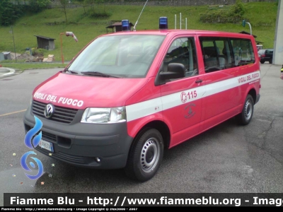 Volkswagen Transporter T5
Vigili del Fuoco
Corpo Volontari San Martino di Castrozza (TN)
Distretto di Primiero
VF 0H5 TN
Parole chiave: Volkswagen Transporter_T5 VF0H5TN