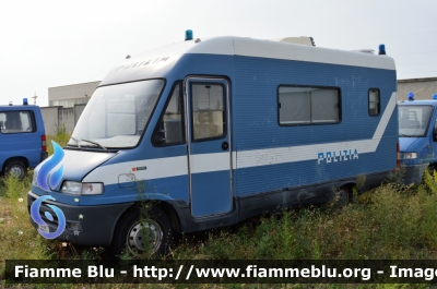 Fiat Ducato II serie
Polizia di Stato
Ufficio Mobile
POLIZIA B6643
Parole chiave: Fiat Ducato_II serie_POLIZIAB6643