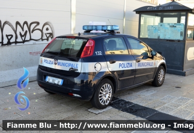 Fiat Grande Punto
Polizia Locale
Comune di Bari
POLIZIA LOCALE YA 382 AK
Parole chiave: Fiat Grande Punto_POLIZIALOCALEYA382AK