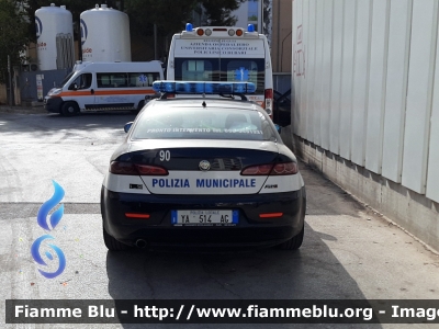 Alfa Romeo 159
Polizia Locale
Comune di Bari
POLIZIA LOCALE YA 514 AG
Parole chiave: Alfa-Romeo 159_POLIZIALOCALEYA514AG