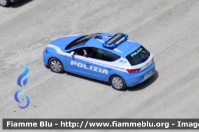 Seat Leon III serie restyle
Polizia di Stato
Squadra Volante
Allestimento NCT Nuova Carrozzeria Torinese
Decorazione Grafica Artlantis
POLIZIA M3379
Parole chiave: Seat Leon_III serie_restyle_POLIZIAM3379