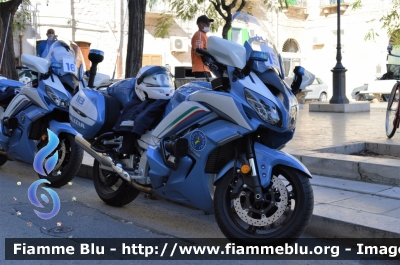 Yamaha FJR 1300 II serie
Polizia di Stato
Polizia Stradale
Allestimento Elevox
POLIZIA G3083
in scorta al Giro d'Italia 2020
Parole chiave: Yamaha FJR 1300_II serie_POLIZIAG3083