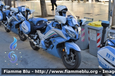 Yamaha FJR 1300 II serie
Polizia di Stato
Polizia Stradale
Allestimento Elevox
POLIZIA G3085
in scorta al Giro d'Italia 2020
Parole chiave: Yamaha FJR 1300_II serie_POLIZIAG3085