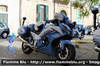 Yamaha FJR 1300 II serie
Polizia di Stato
Polizia Stradale
Allestimento Elevox
POLIZIA G3096
in scorta al Giro d'Italia 2020
Parole chiave: Yamaha FJR 1300_II serie_POLIZIAG3096