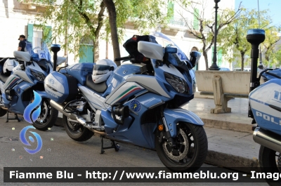 Yamaha FJR 1300 II serie
Polizia di Stato
Polizia Stradale
Allestimento Elevox
POLIZIA G3104
in scorta al Giro d'Italia 2020
Parole chiave: Yamaha FJR 1300_II serie_POLIZIAG3104