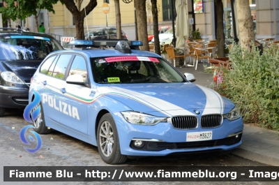 Bmw 318 Touring F31 III restyle
Polizia di Stato
Polizia Stradale
Allestimento Focaccia
Decorazione Grafica Artlantis
POLIZIA M3627
in scorta al Giro d'Italia 2021
Parole chiave: Bmw 318 Touring F31_III restyle_