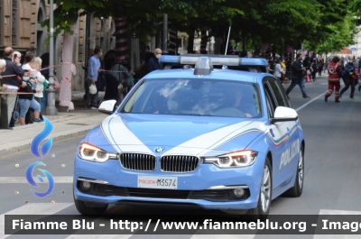 Bmw 318 Touring F31 III restyle
Polizia di Stato
Polizia Stradale
Allestimento Focaccia
Decorazione Grafica Artlantis
POLIZIA M3574
Parole chiave: Bmw 318 Touring F31_III restyle_POLIZIAM3574