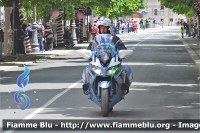 Yamaha FJR 1300 II serie
Polizia di Stato
Polizia Stradale
Allestimento Elevox
POLIZIA G3090
in scorta al Giro d'Italia 2021
Moto "Verde"
Parole chiave: Yamaha FJR 1300_II serie_POLIZIAG3090_giro italia 2021