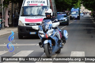 Yamaha FJR 1300 II serie
Polizia di Stato
Polizia Stradale
Allestimento Elevox
POLIZIA G3097
in scorta al Giro d'Italia 2021
Moto "Rossa"
Parole chiave: Yamaha FJR 1300_II serie_POLIZIAG3097_giro italia 2021