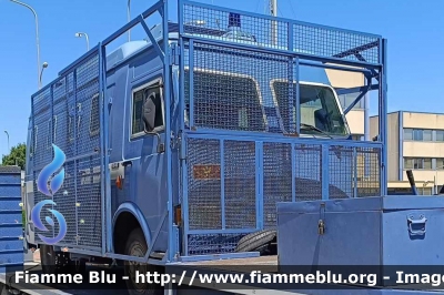 Iveco 55-13
Polizia di Stato
Reparto Mobile
POLIZIA 62152
POLIZIA M20605 RIMORCHIO
Parole chiave: Iveco 55-13_POLIZIA62152_POLIZIAM20605RIMORCHIO