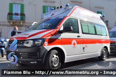 Volkswagen Transporter T6
Croce Rossa Italiana
Comitato Locale di Lipomo CO
Allestita Aricar
CRI 376 AG
In scorta al Giro d'Italia 2020
Parole chiave: Volkswagen Transporter T6_CRI376AG_ambulanza