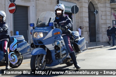 Bmw R850RT
Polizia di Stato
Polizia Stradale
POLIZIA G0974
Parole chiave: Bmw R850RT_POLIZIAG0974