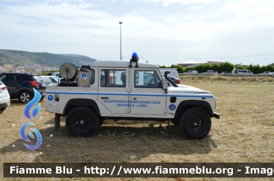 Land Rover Defender 110
Protezione Civile S.O.S. S.M.27
San Marco in Lamis (FG)
Parole chiave: Land Rover Defender 110