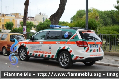 Fiat Freemont
A.V.M. Associazione Volontari Margheritani Soccorritori
Margherita di Savoia (BAT)
Automedica
Allestita Maf
Parole chiave: Fiat Freemont Automedica